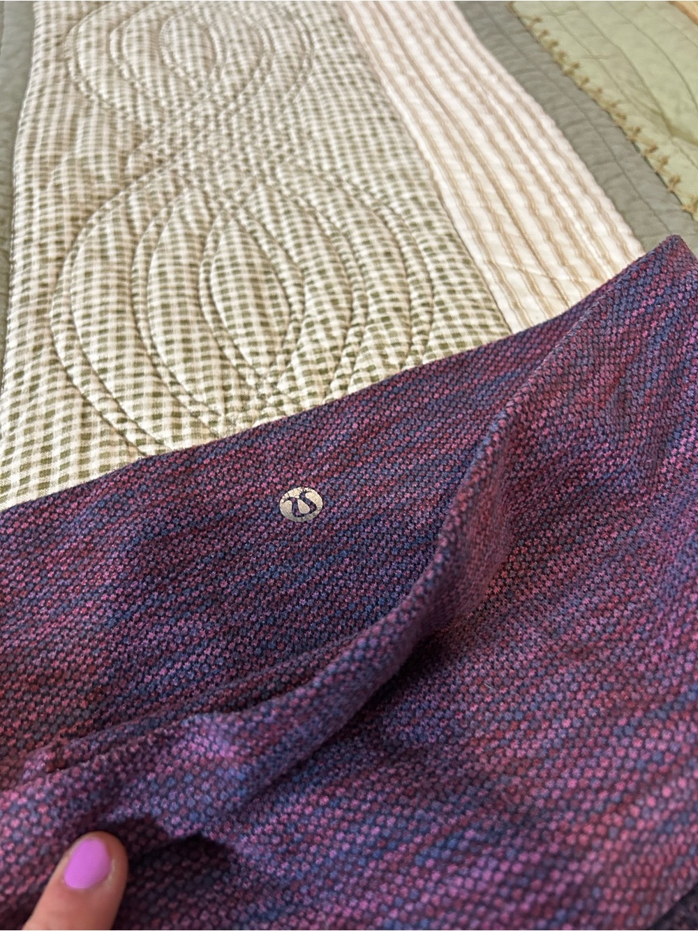 Lululemon Cropped Leggings - Picture 3 of 9